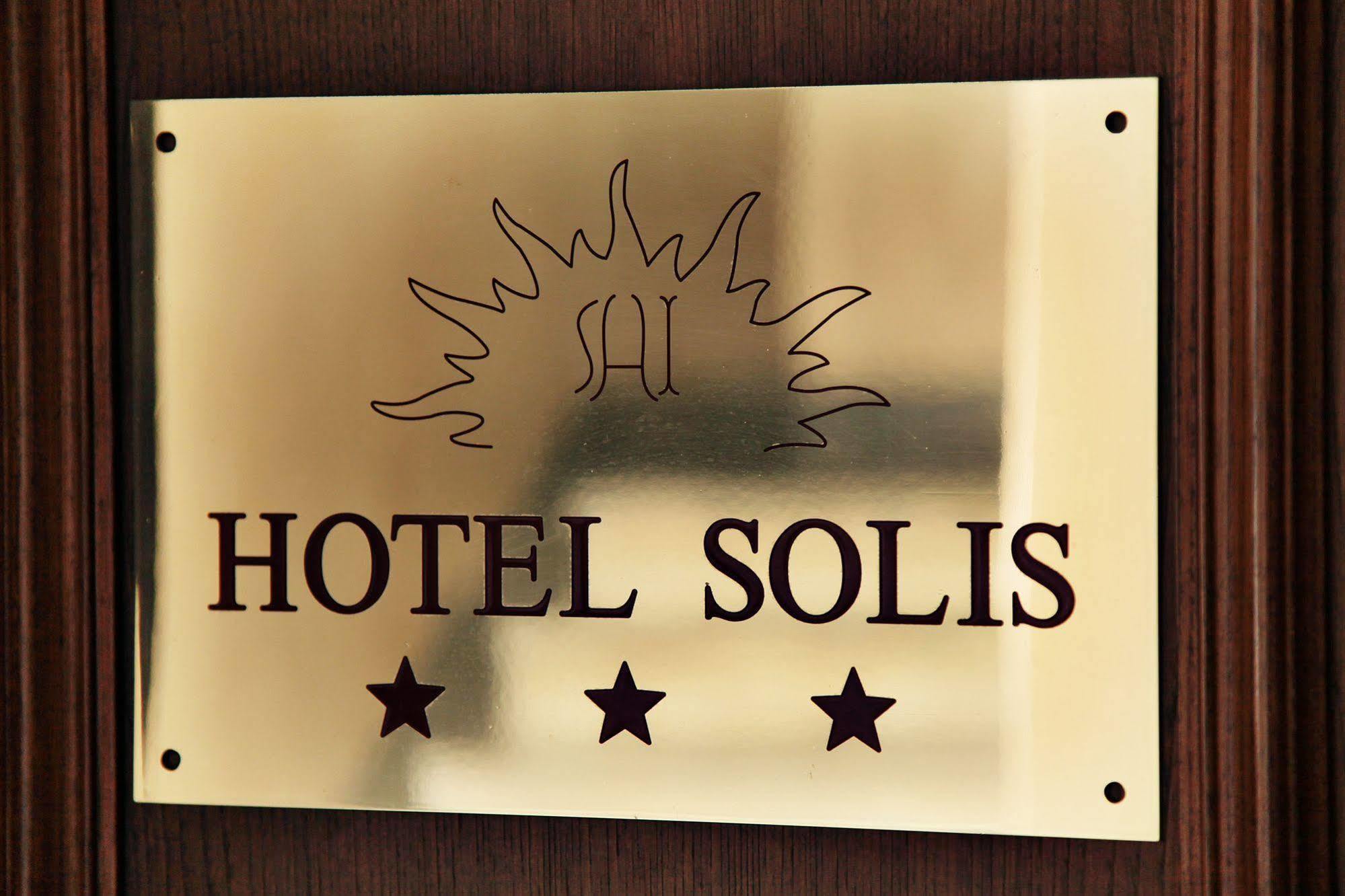 Solis 3* Rom